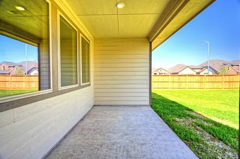 2642 Blue Abbot Drive Fresno TX 77545