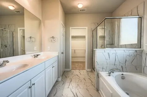 2642 Blue Abbot Drive Fresno TX 77545