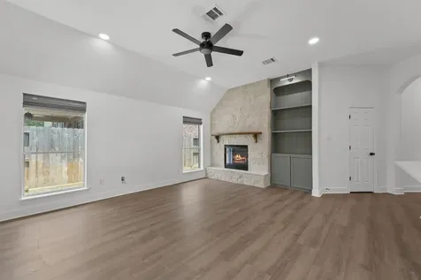 11 Davis Cottage Court The Woodlands TX 77385