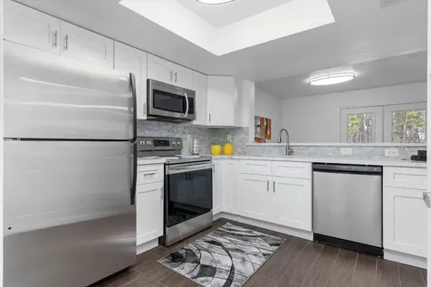4444 Victory Drive Drive 1108 Houston TX 77088