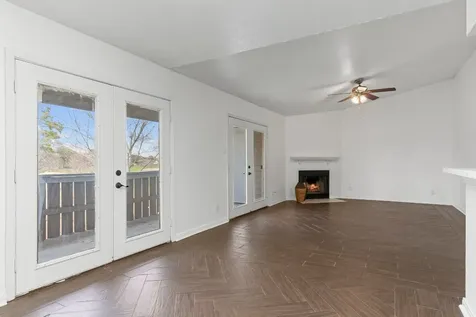 4444 Victory Drive Drive 1108 Houston TX 77088