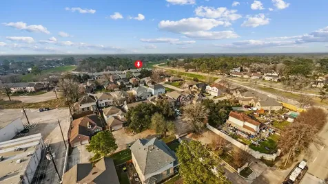 4444 Victory Drive Drive 1108 Houston TX 77088