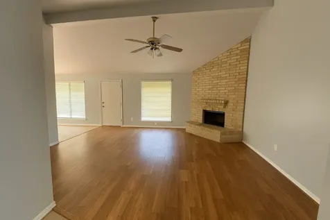 7502 Briar Run Court Houston TX 77489