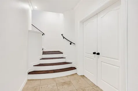 5509 Darling Street Houston TX 77007