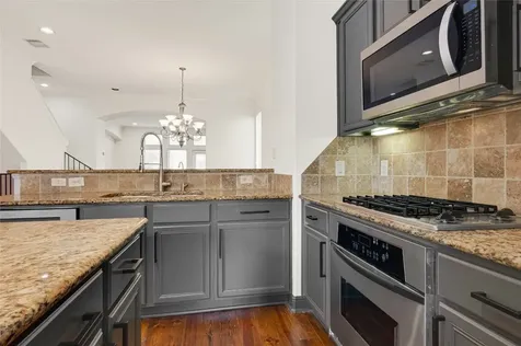 5509 Darling Street Houston TX 77007