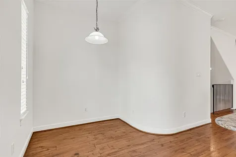 5509 Darling Street Houston TX 77007