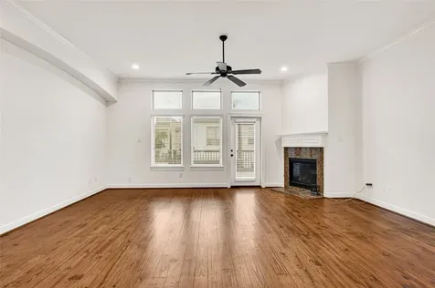 5509 Darling Street Houston TX 77007