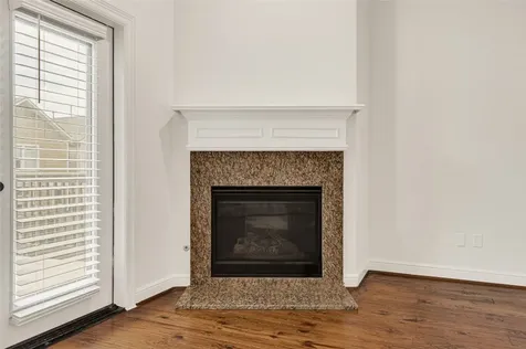 5509 Darling Street Houston TX 77007