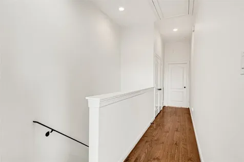 5509 Darling Street Houston TX 77007