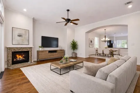 5509 Darling Street Houston TX 77007