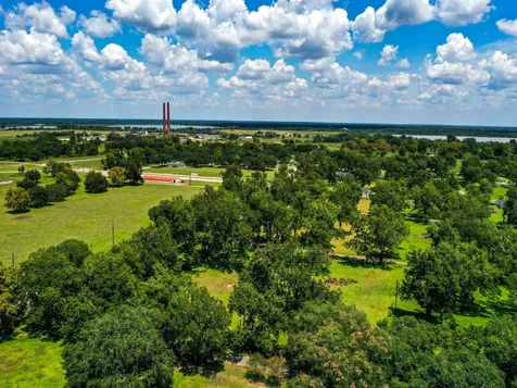 00 Texasgulf Avenue Boling TX 77420