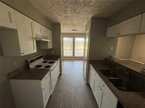13611 Ravensway B Cypress TX 77429