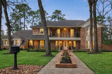 112 Kirkwood Lane Conroe TX 77304