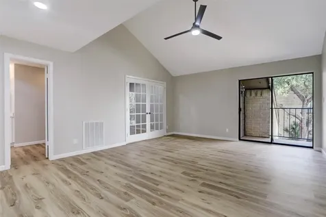 18032 Bal Harbour Drive Nassau Bay TX 77058