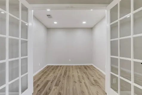 18032 Bal Harbour Drive Nassau Bay TX 77058
