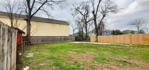 4605 Fulton Street Houston TX 77009