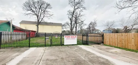 4605 Fulton Street Houston TX 77009