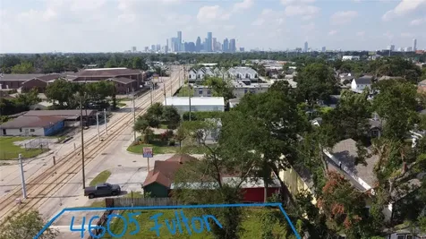 4605 Fulton Street Houston TX 77009
