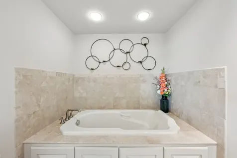 49 Briar Hollow Lane 702 Houston TX 77027