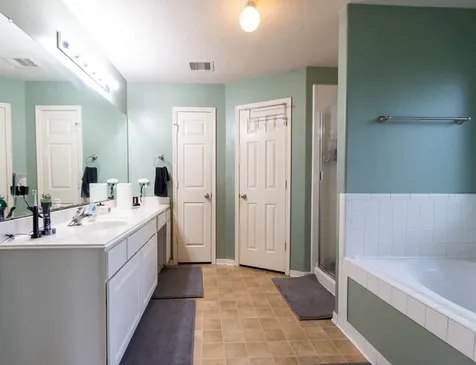 921 Sage Street Baytown TX 77521