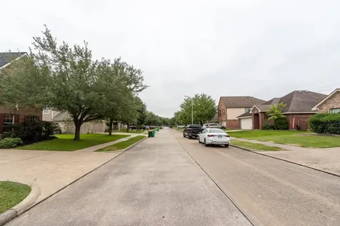 921 Sage Street Baytown TX 77521