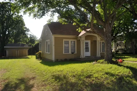 701 Clinton Street Brenham TX 77833