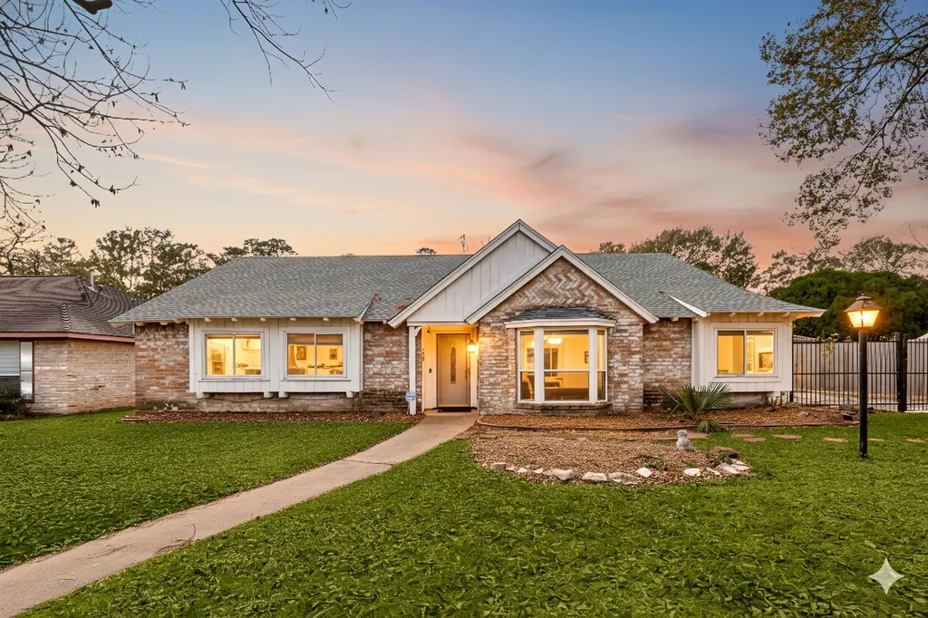 9707 Rocktree Drive Houston TX 77040