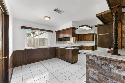 9707 Rocktree Drive Houston TX 77040