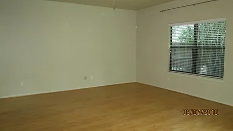 5202 Brinkman Court Houston TX 77091