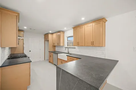 5022 Hazelton Street Houston TX 77035