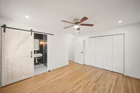 5022 Hazelton Street Houston TX 77035