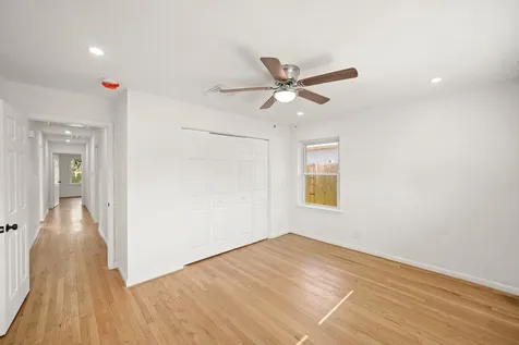 5022 Hazelton Street Houston TX 77035