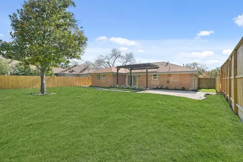5022 Hazelton Street Houston TX 77035