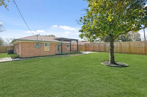 5022 Hazelton Street Houston TX 77035