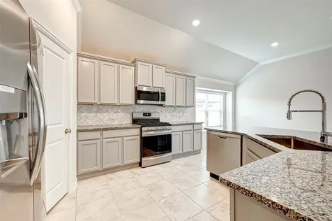 2307 Green Kale Drive Richmond TX 77406