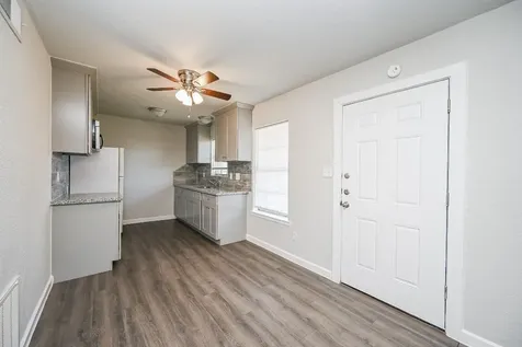 1518 East Avenue 104 Katy TX 77493
