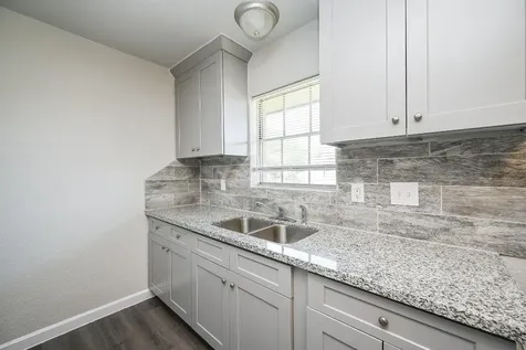 1518 East Avenue 104 Katy TX 77493