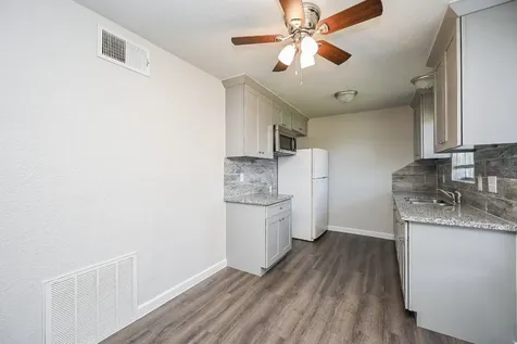 1518 East Avenue 104 Katy TX 77493