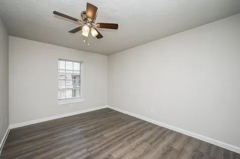 1518 East Avenue 104 Katy TX 77493