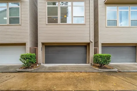 194 Harvard Street Houston TX 77007
