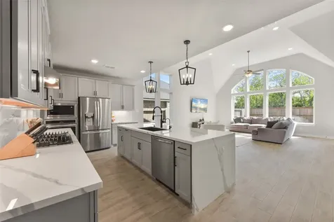 5107 Shimmering Brook Lane Fulshear TX 77441