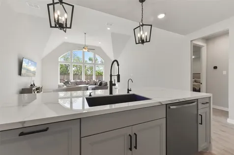 5107 Shimmering Brook Lane Fulshear TX 77441