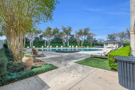 3333 Allen Parkway 406 Houston TX 77019