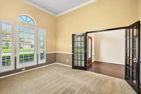 2306 Lakeway Drive Friendswood TX 77546