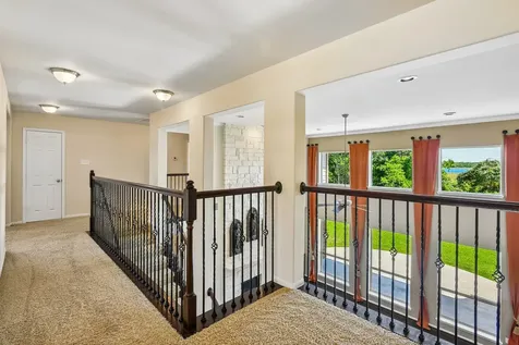 2306 Lakeway Drive Friendswood TX 77546