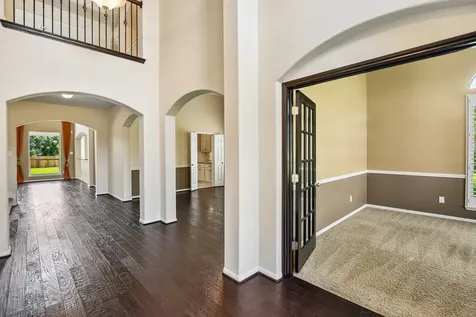 2306 Lakeway Drive Friendswood TX 77546