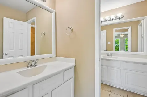 2306 Lakeway Drive Friendswood TX 77546