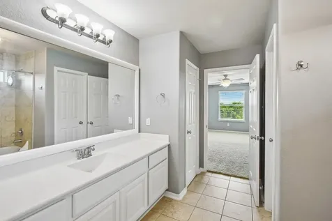 2306 Lakeway Drive Friendswood TX 77546