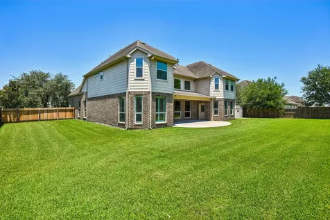 2306 Lakeway Drive Friendswood TX 77546