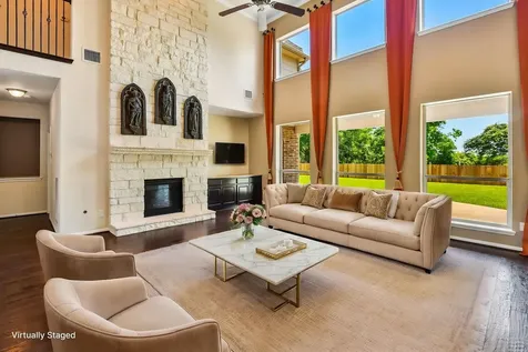 2306 Lakeway Drive Friendswood TX 77546
